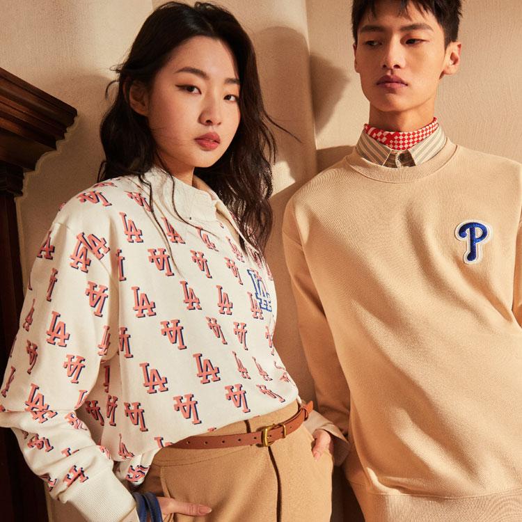 MLB Los Angeles Dodgers Vintage Floral Print Graffiti Crewneck Loose Casual Sweatshirt Unisex sweatshirt Cream 3AMTM0231-07CRS