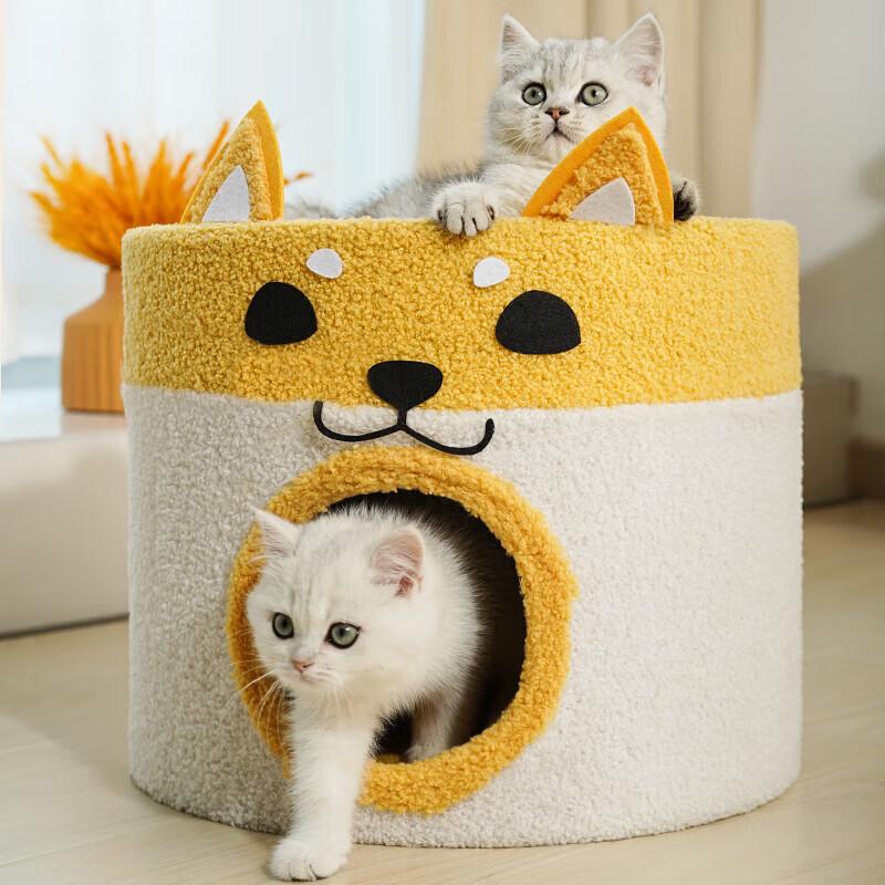 Meow Fairy Little Yellow Duck Sisal Cat Scratcher