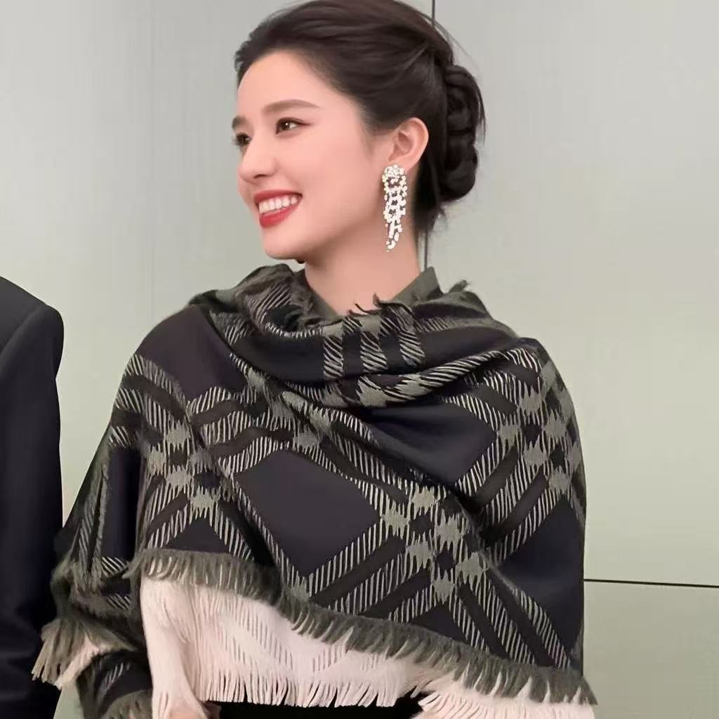 Color Matching Plaid Scarf Women's Imitation Cashmere Short Beard Circumference Students British Plaid High-end Fashion Casual Warmth