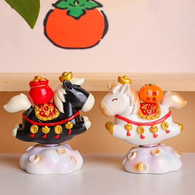 Украшение Кукла Yousheng Фигурка в форме лошади Вращающийся дизайн Декоративная полимерная фигурка Устойчивая к трещинам Яркая фигурка куклы
