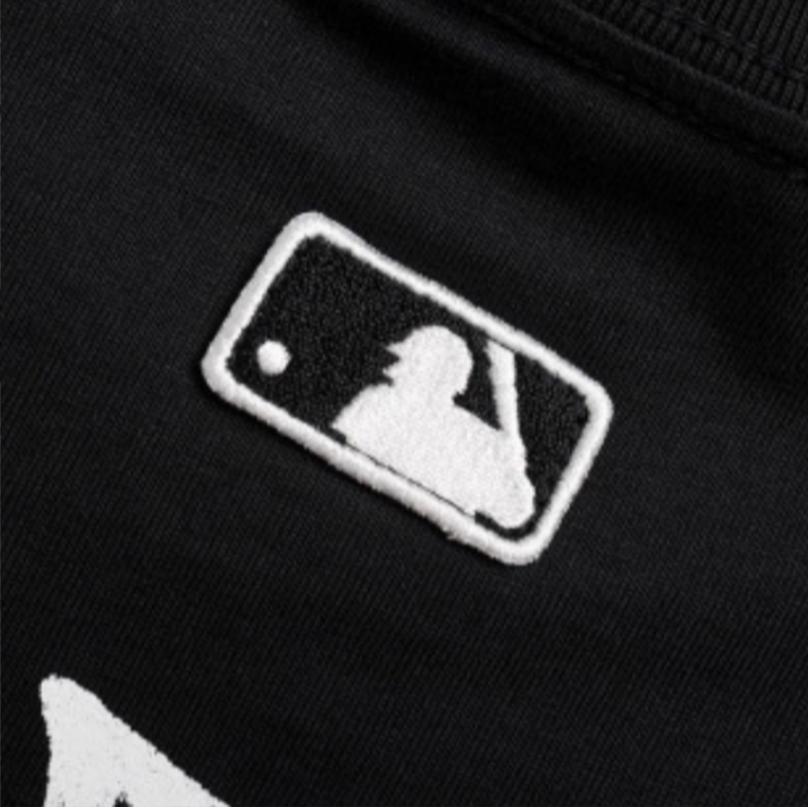 Новая коллекция MLB MONOGRAM Нью-Йорк Янкис 25SS Футболка Унисекс Черная 3ATSB7053-50BKS