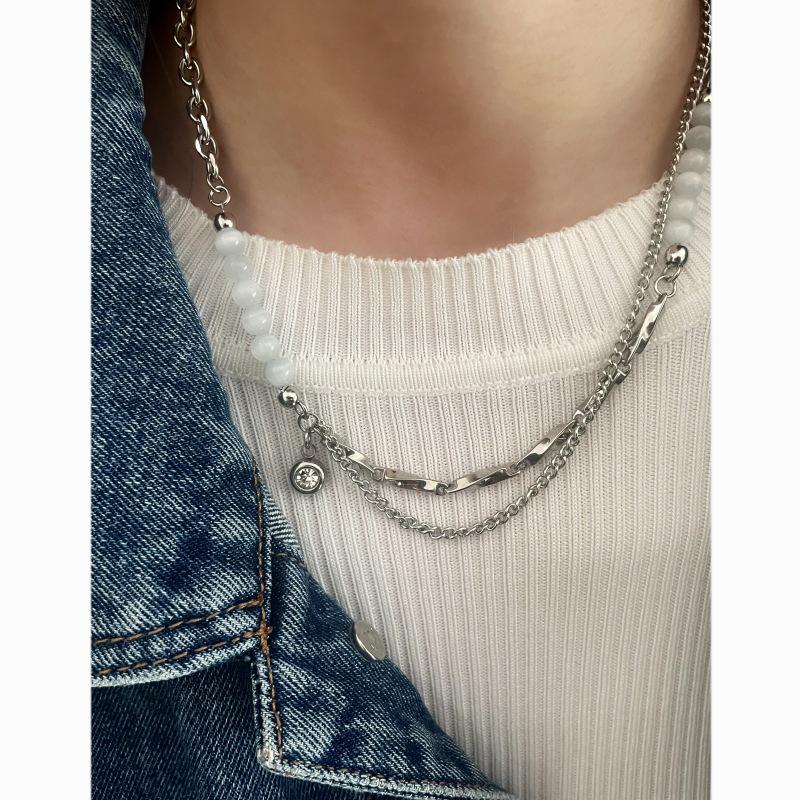 Gage Niche Women's Titanium Steel Necklace with Cat's Eye Stone and Clavicle Chain Trend.