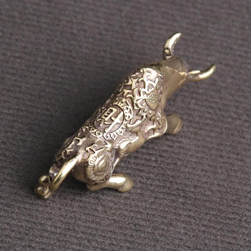 Латунная статуэтка для боя быков, настольные украшения, китайский зодиак, удача, бык, фигурки, миниатюры, креативный брелок на удачу, подвеска