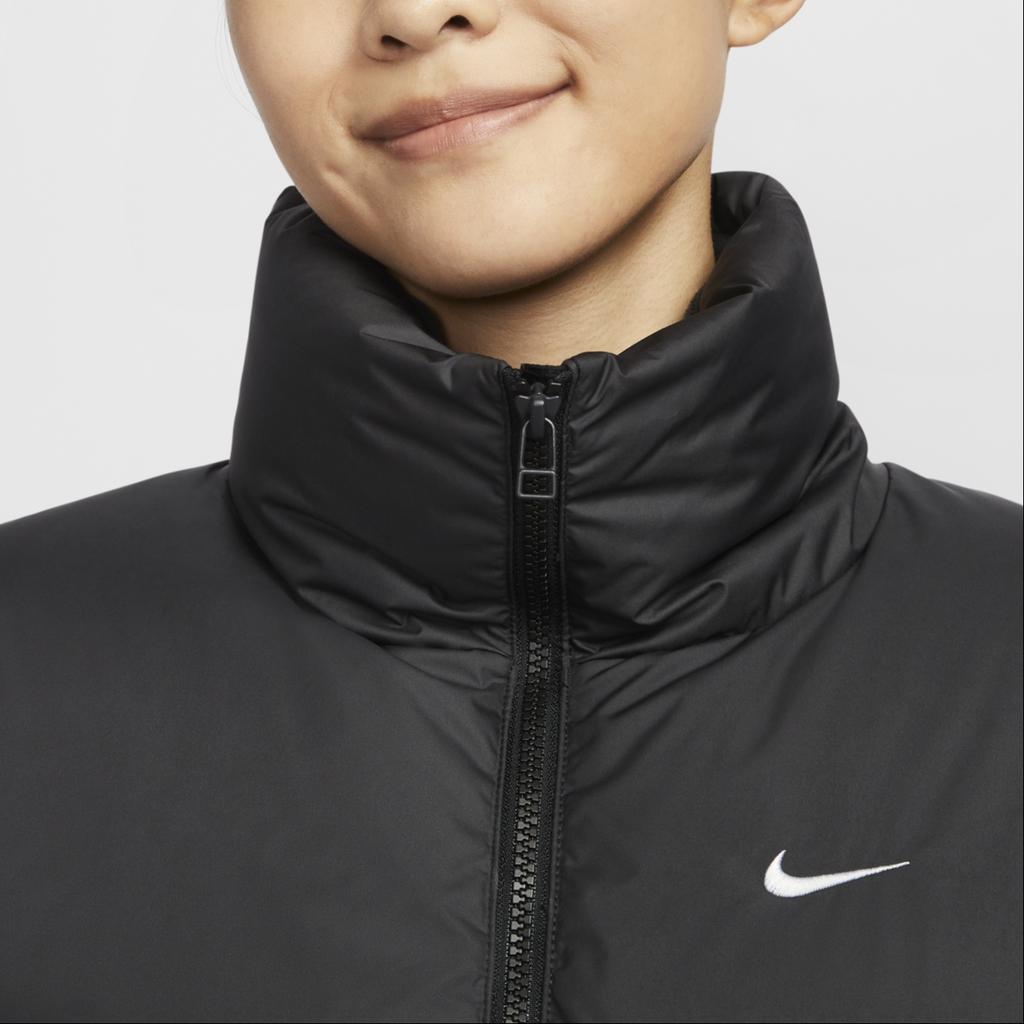 (WMNS) Женская ветрозащитная куртка Nike Sportswear Storm-FIT 'Черная' HF7897-010
