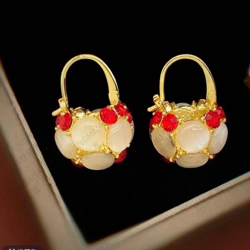 Элегантные круглые серьги с камнем кошачий глаз — простой, универсальный, модный женский аксессуар