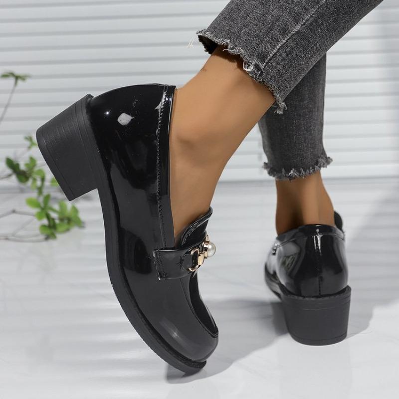 Весна 2025 Новые женские лоферы с леопардовым принтом Модные туфли на толстом каблуке с жемчужной отделкой из искусственной кожи Большого размера Офисная обувь 36-43