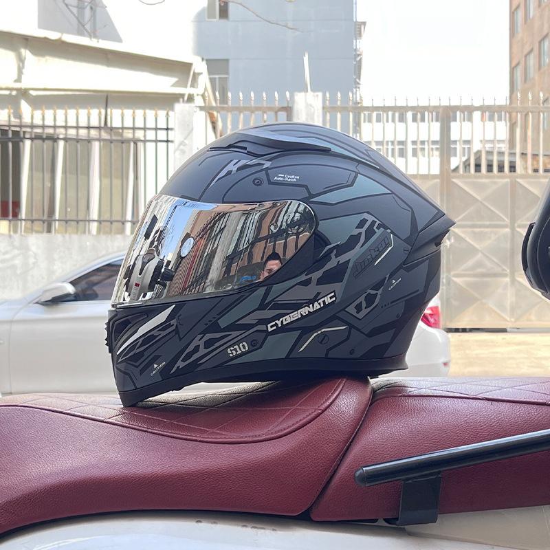 Мотоциклетный шлем Полный шлем можно оснастить Bluetooth-гарнитурой Мужской всесезонный шлем для езды на электровелосипеде