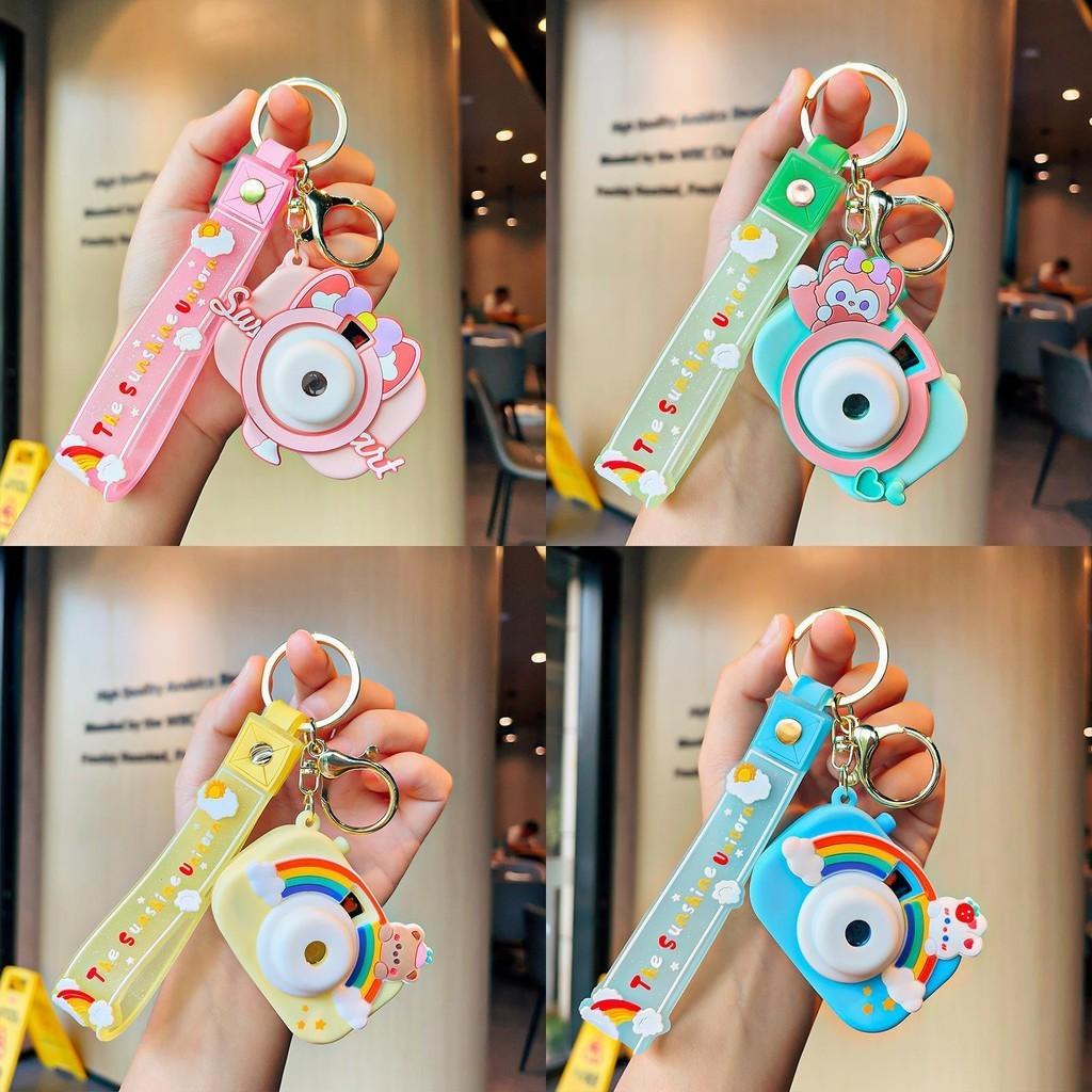 Adorable Cartoon Projection Camera Keychain Charming Gift For Students And Car Owners