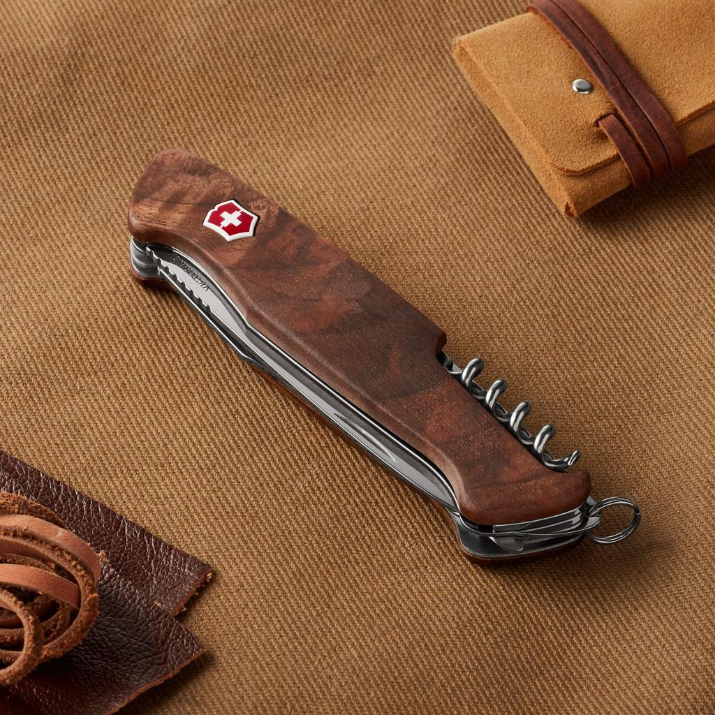 Victorinox Многофункциональный нож Ranger Wood 55 для активного отдыха, большой клинок с фиксатором, открывалка для бутылок, швейцарский мультитул с 10 функциями, компактный, простой в