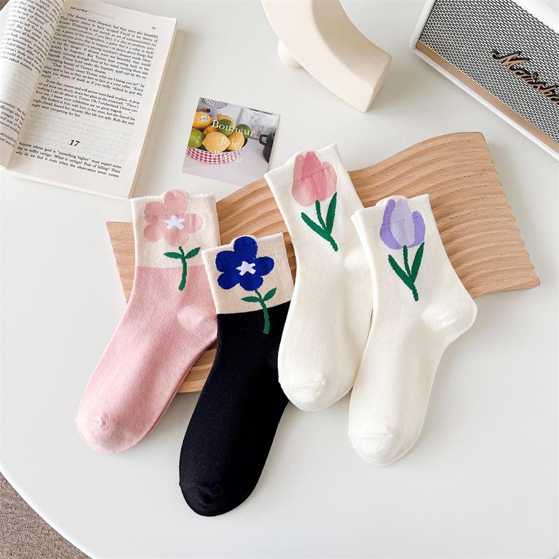 Носки Tide Tulip Pure Middle Flower Tube INS Flowers Korea Cotton Socks Jewelry