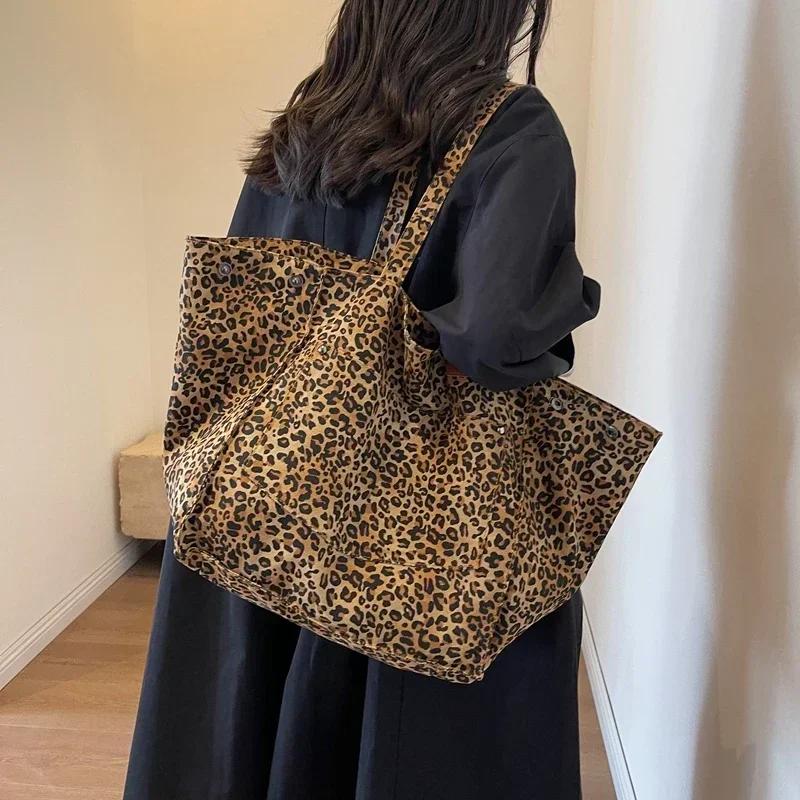 Women's Large Capacity Canvas Shoulder Bag Leopard Print Multifunctional Casual Tote Bag