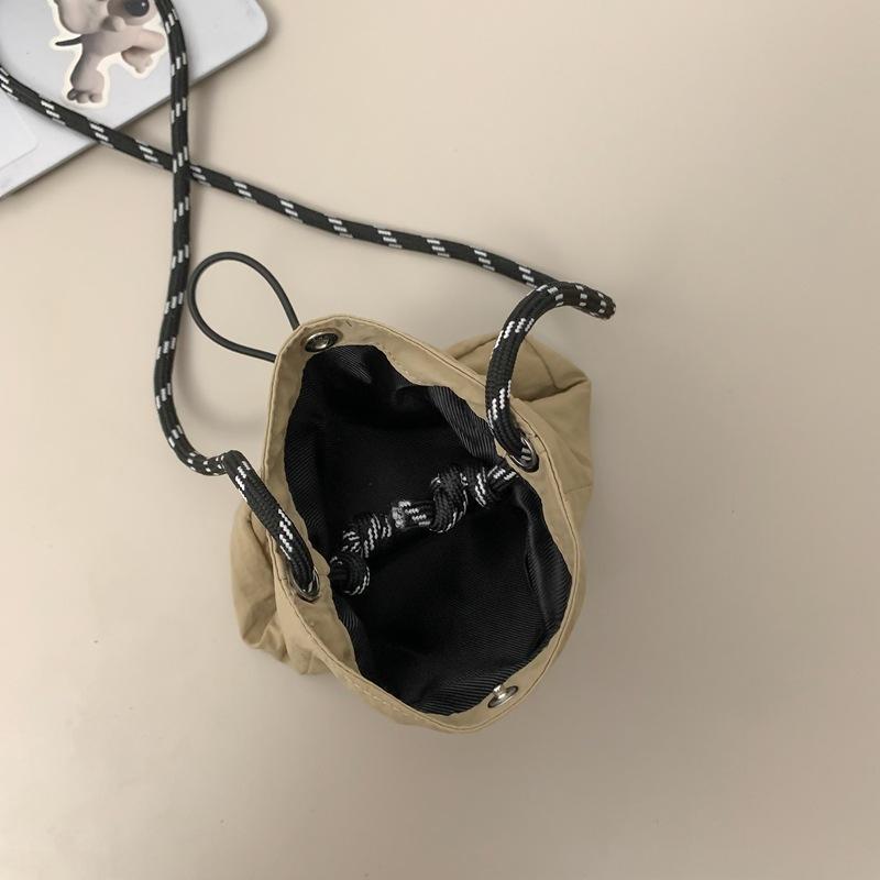 New Japanese Youth Lightweight Mobile Phone Bag Women's Trendy Personality Drawstring Change Bag Fashion Sports Messenger Small Bag Men