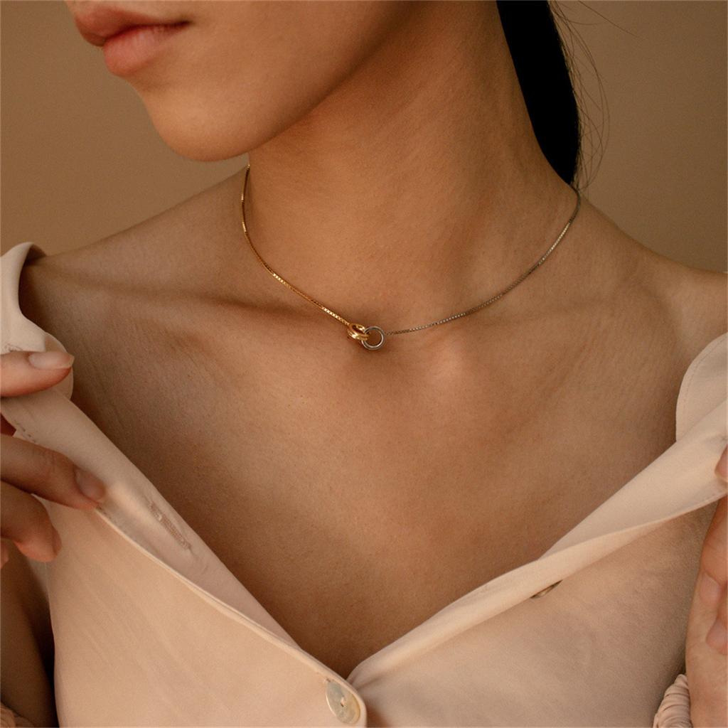 Titanium steel high color retention eternal ring asymmetric splicing neck chain short loop interlocking necklace retro
