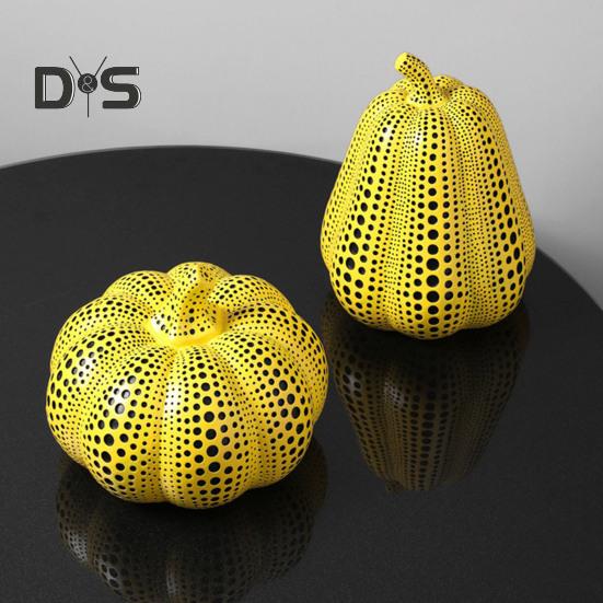 Yellow Polka Dot Pumpkin Statue Mini Pumpkin Resin Sculpture Dotted Pumpkin Figurine Home Office Desktop Decoration Ornament