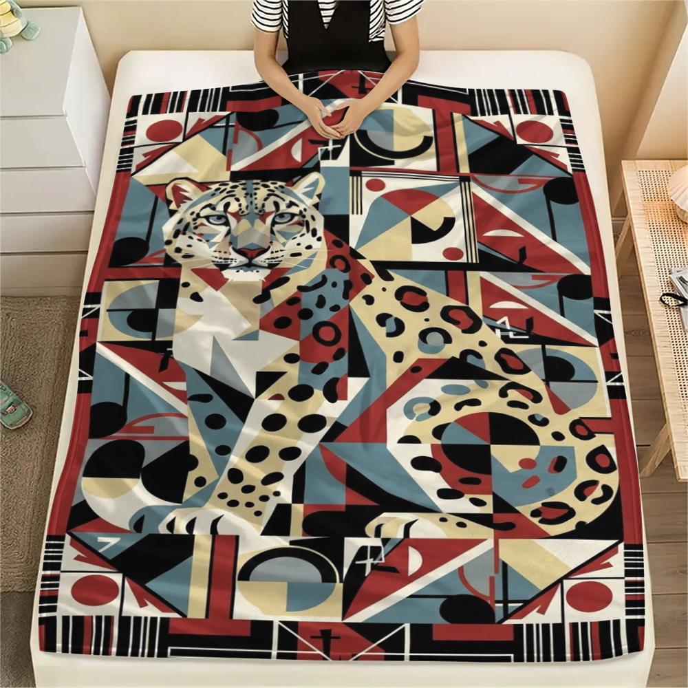 Snow Leopard Animal Print Flannel Blanket, High quality Comfortable for All Seasons, Home Decor, Warmth and Comfort, Perfect for Christmas Gifts126