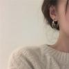 Корейские геометрические витые трехлинейные серьги: Нестандартно, стильно и просто для женщин