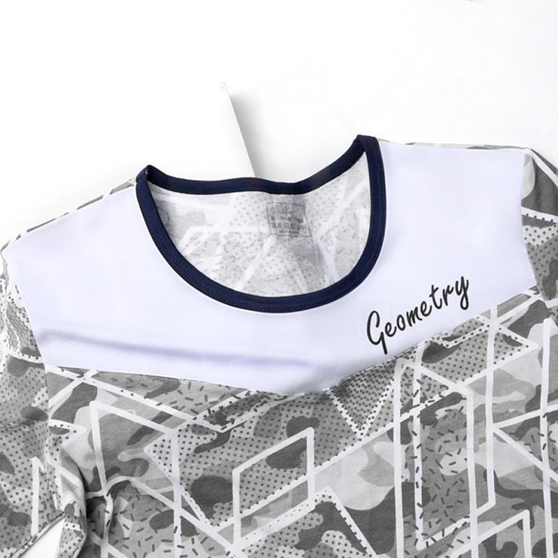 Мужской хлопковый осенний топ — дышащий, удобный, большой круглый вырез, облегающий, молодежный стиль.