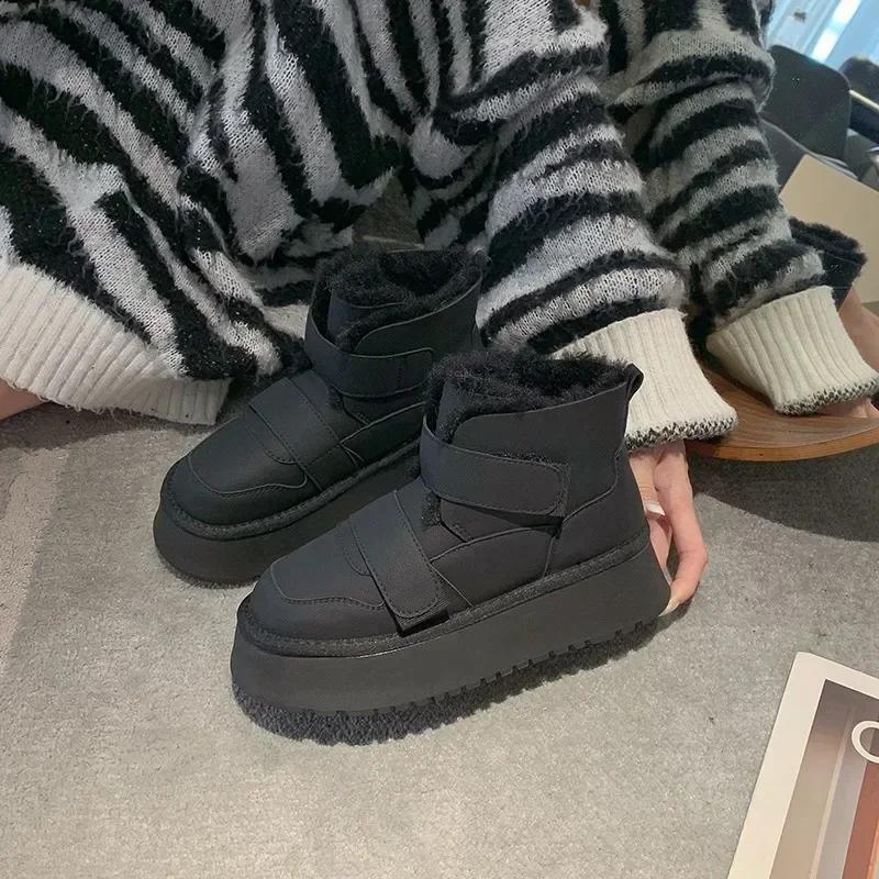 2024 Брендовая женская обувь Короткие плюшевые женские сапоги Модные пошивочные повседневные ботинки Женские горячие продажи Круглый носок Теплые зимние сапоги