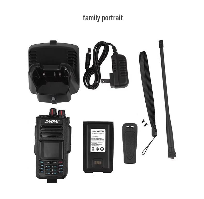 Радиостанция DP4600UV: Водонепроницаемость IP68, Защита от помех, Сопряжение частоты одной кнопкой, Авиационный AM, Наружное крепление для транспортного средства.