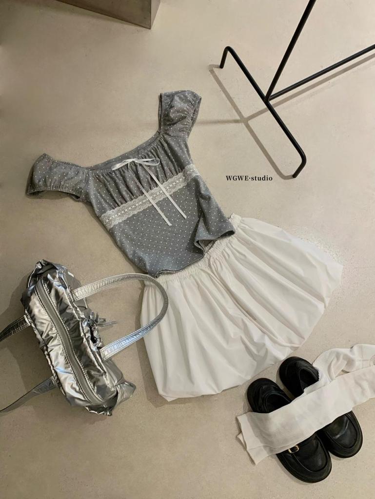 Женская футболка в горошек с квадратным вырезом - Весна/Лето, облегающий топ с коротким рукавом