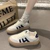 Немецкие кроссовки на толстой подошве, белые туфли для женщин и весны и осени 2024 года, новые студенческие универсальные повседневные взрывные спортивные кроссовки для сноуборда