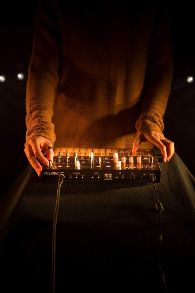 Гибридный синтезатор ARTURIA MicroFreak