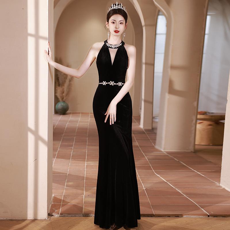 Black evening dress 1011 new light luxury niche high-end fishtail advanced sense engagement slim and thin host skirt girl