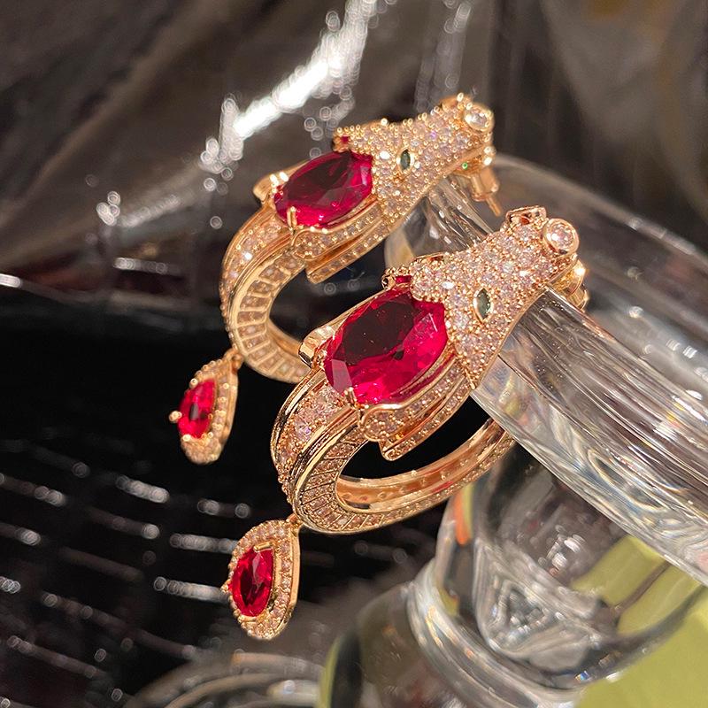 Винтажные серьги-капли с жемчугом и бриллиантовой инкрустацией - Ретро-стиль, Легкая роскошь, Высококачественный дизайн