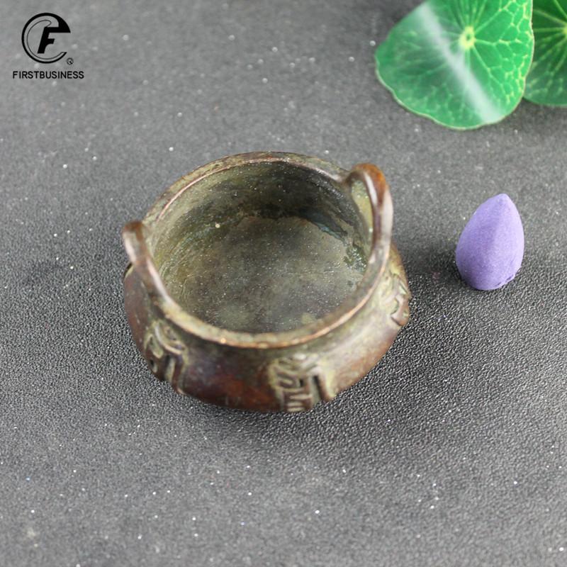 Vintage Brass Mantra Incense Burner Chinese Traditional Round Belly Three-legged Ming Xuande Furnace Office Desk Decor Ornaments