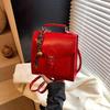Retro Portable Small Square Bag Women's 2025 New Niche Design Large Capacity Foreign Style Casual Personality Backpack No