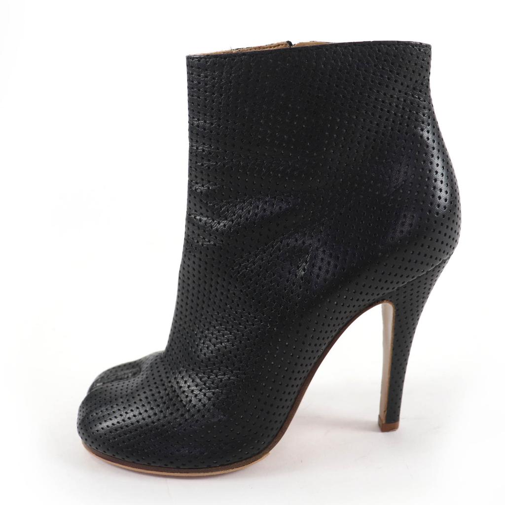 Excellent Maison Margiela 22 Ankle boots Tabi Perforated Leather Short Boots 37 Used