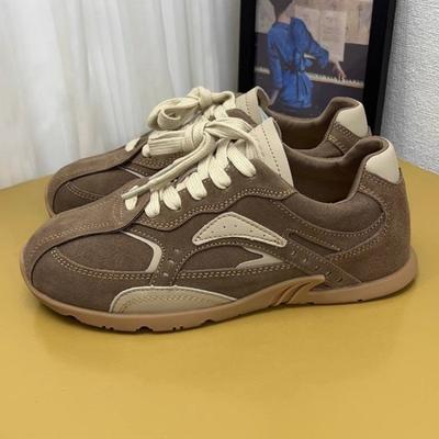 Распродажа женской обуви. Женская вулканизированная обувь. Разноцветные женские кроссовки. Повседневная женская обувь на низком каблуке с перекрестными шнурками.