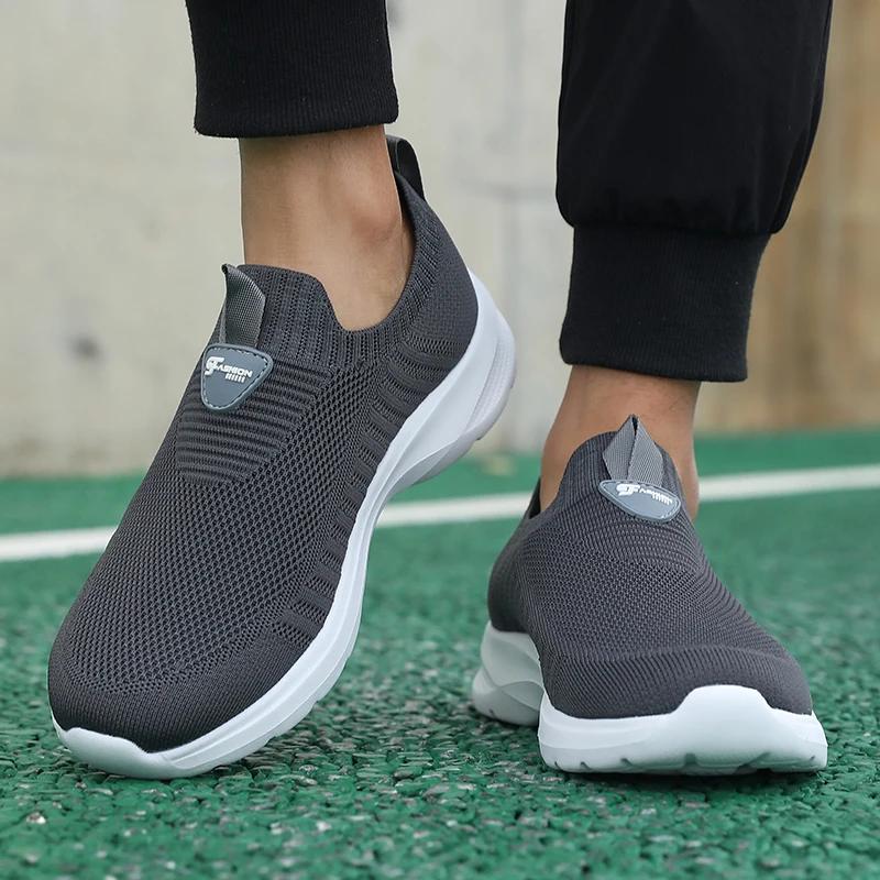 Casual Sports Shoes Men's Vulcanized Shoes Mesh Flat Bottomed Men Breathable Slip In Running Shoes Designer Regalos Para Hombre