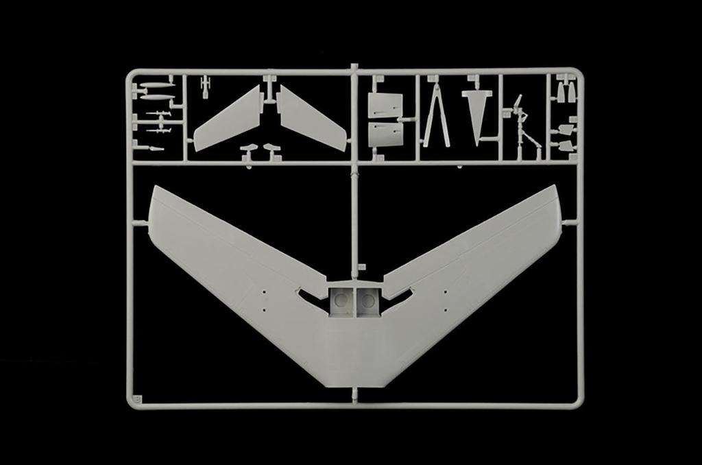 Platz Italeri Масштабный Американский Fury Пластиковый Сборный Набор IT2811 1/48 FJ-2/3 (Самолет)