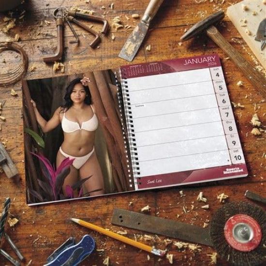 Sports Illustrated Swim Suit Calendar 2026 - Deluxe 2026 Sports Illustrated Beach Models Engagement Planner Calendar Bundle with Over 100 Reminder