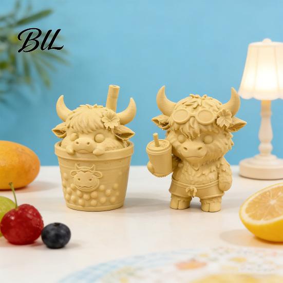 Home Office Table Decoration 2Pcs Cute Highland Cow Figurine, 3D Printed Bubble Tea Statues, Fun Desk Accessory Summer Farmhouse Style Desktop