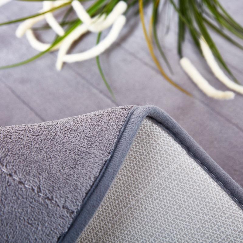 Утолщенные быстросохнущие противоскользящие коврики для ванной из кораллового флиса