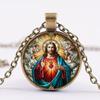 A Virgin Mary Pendant Faith Guardian Religious Jewelry Glass Pendant Suitable for Daily Wear for Men and Women