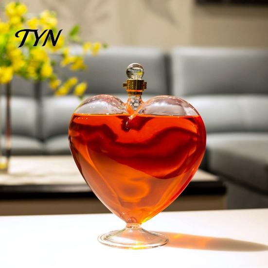 Unique Heart Design Barware Shaped Wine Bottle with Airtight Stopper, Elegant Crystal Texture Liquor Decorative Glass Decanter, 500ml/1000ml