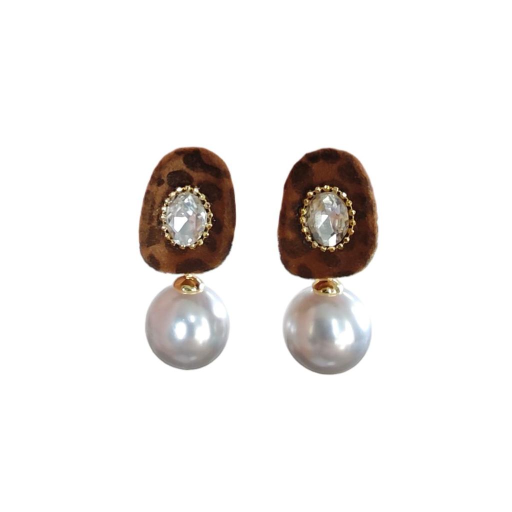 Silver needle Maillard coffee leopard print pearl earrings niche temperament design stud earrings retro high-end earrings women