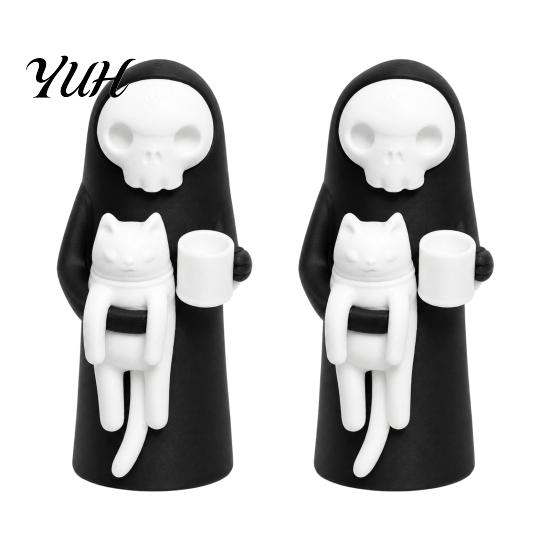 3D Printed Gothic Room Decor 2Pcs Cartoon Reaper Figurine with Cat, Cute Black And White Desktop Indoor Holiday Atmosphere Ornament for Halloween