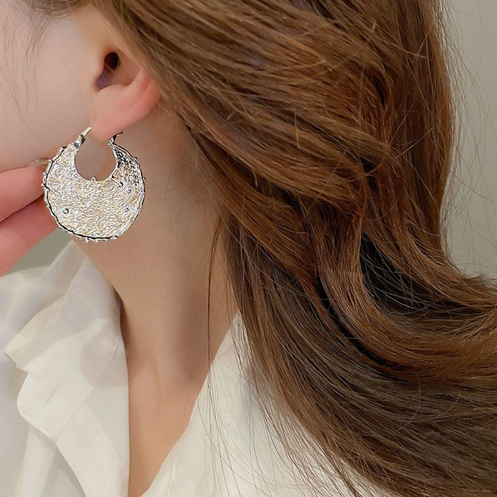 Классические круглые серьги-пряжки, модные геометрические серьги-гвоздики, подарок, нестандартные круглые серьги-подвески, ср.