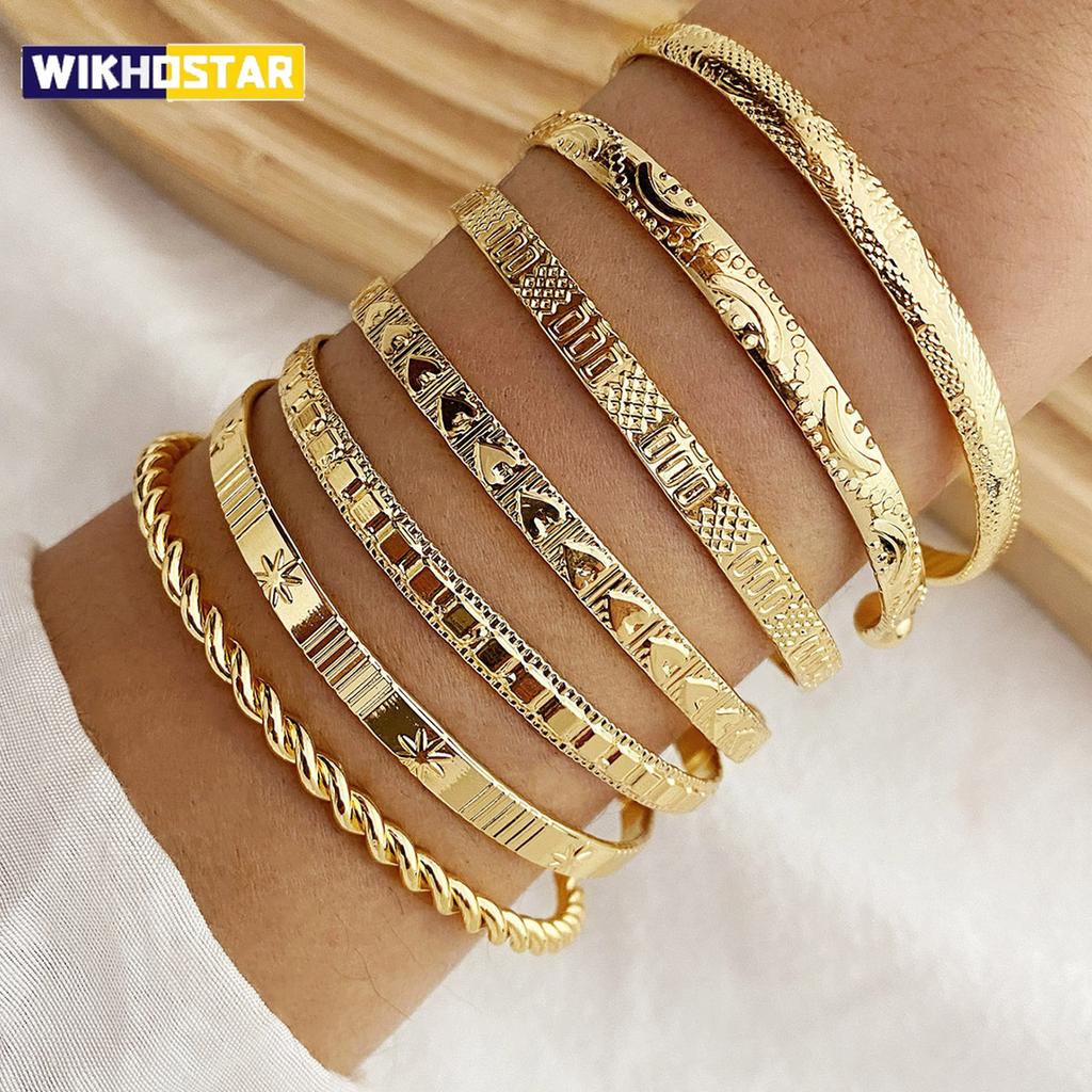 7 Pcs/bundle Punk Gold Color Bracelets for Women Streetwear Goth Heart Prints Metal Design Open Bangle Fashion Jewelry Gifts 2024