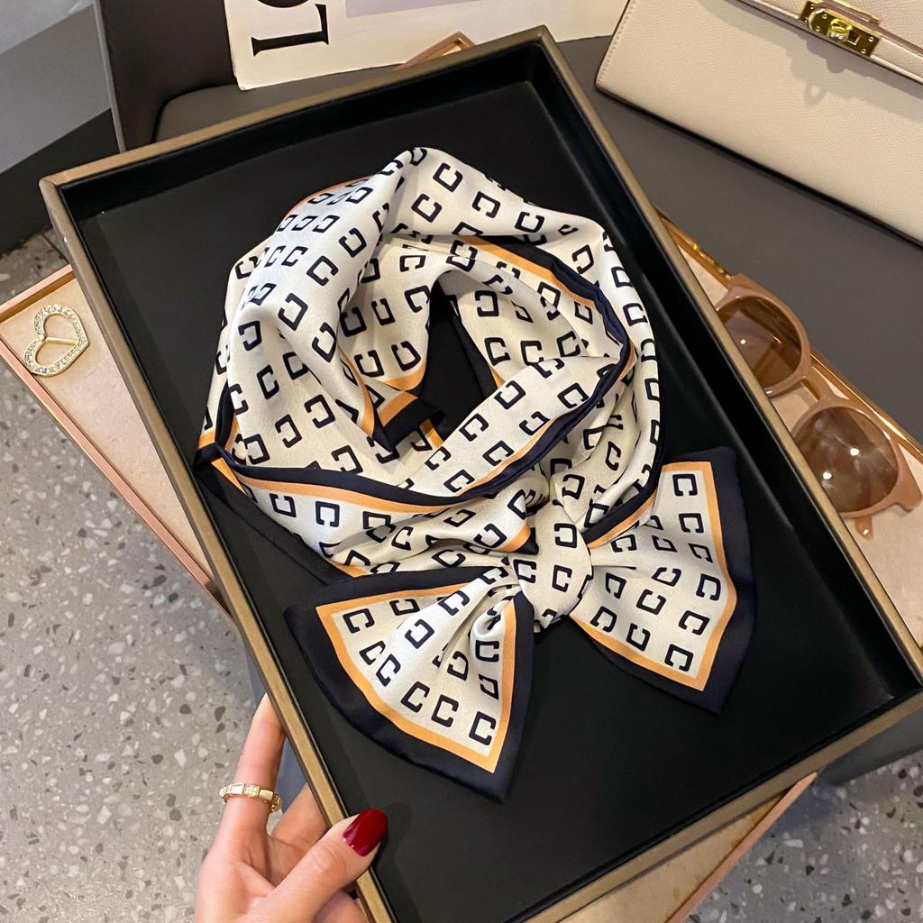 Luxury Summer Long Silk Scarf Female Animal Horse Print Thin Narrow Scarf Bag Hair Band Ribbon Scarfs Women Neckerchief