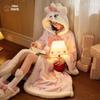 Женский банный халат с капюшоном из кораллового флиса с изображением кошки Мари из мультфильма «Коты-аристократы»