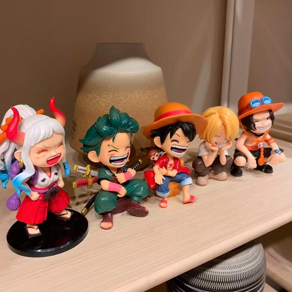 One Piece Портативный Луффи Зоро Портгас Д. Эйс Сидящая Ямато Q-Версия Модный Игровой Мультяшный Аниме Украшение для Автомобиля Периферийные Подарки