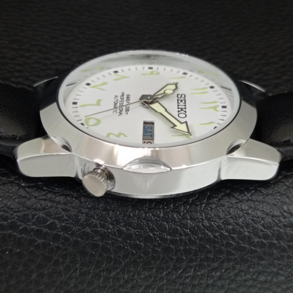 ВИНТАЖНЫЕ ОТРЕМОНТИРОВАННЫЕ МУЖСКИЕ АВТОМАТИЧЕСКИЕ ЧАСЫ SEIKO ЯПОНИЯ БЕЛЫЙ ЦИФЕРБЛАТ a445437-1