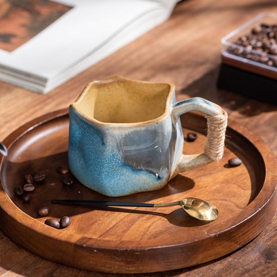 Керамическая кружка ручной работы 320 мл Винтажная чашка для чая и кофе с ротанговой ручкой Креативный спиральный дизайн Градиентная глазурь Посуда для напитков Домашний декор Подарки