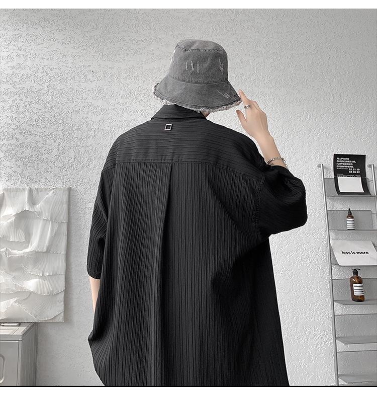 Мужская белая футболка с коротким рукавом из ледяного шелка - Драпирующаяся, нишевого дизайна куртка для рабочей одежды с рукавами до локтя