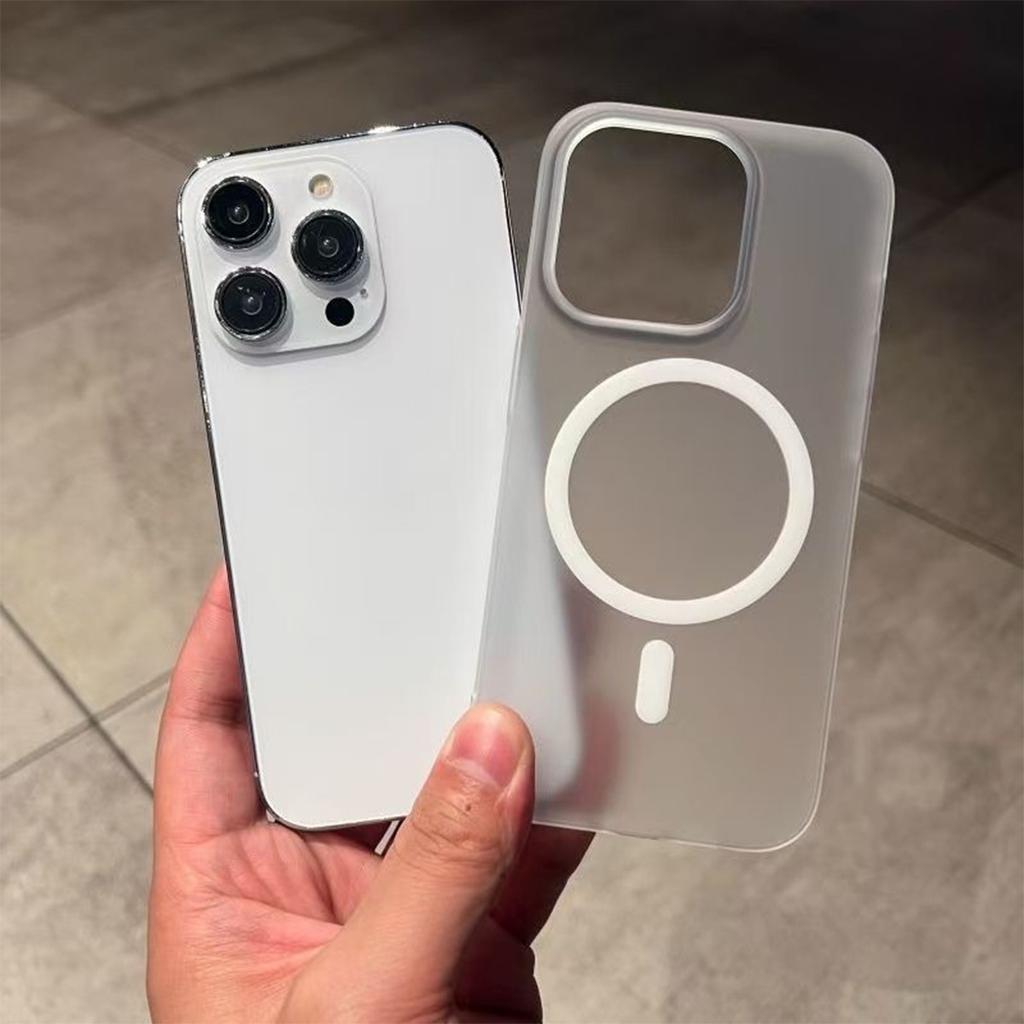 For Apple Mobile Phone Case Summer High-end Ice Fog Magnetic Mobile Phone Case 15pc Case Wavy Simple Girl Does Not Turn Yellow